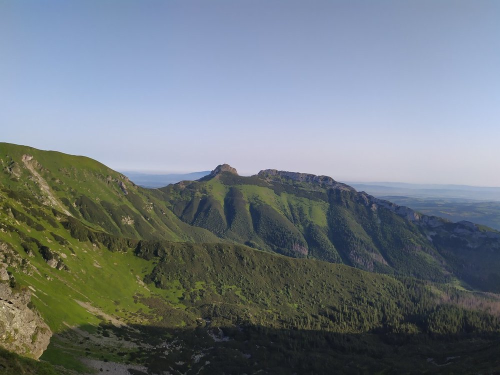 Giewont goryczkowa.jpg